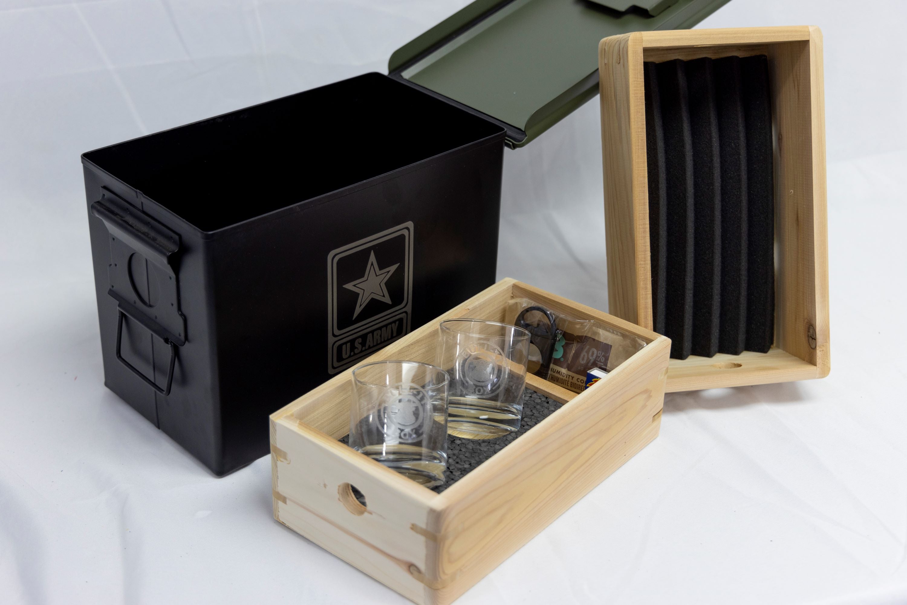 FAT 50, Double Humidor with 2 Bourbon Glasses
